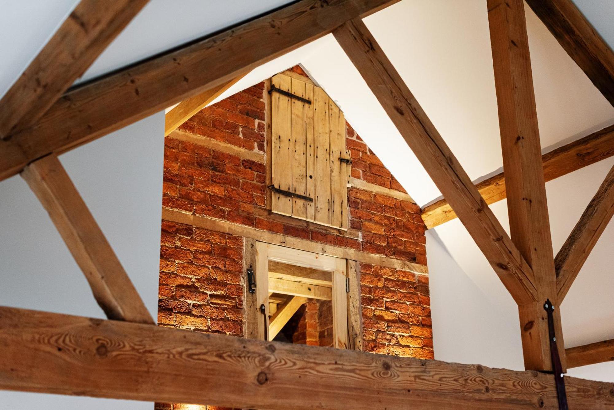 Villa Pigeon House - Unique Barn With Private Garden, Hot Tub And Wood Burner Shrewsbury Exterior foto